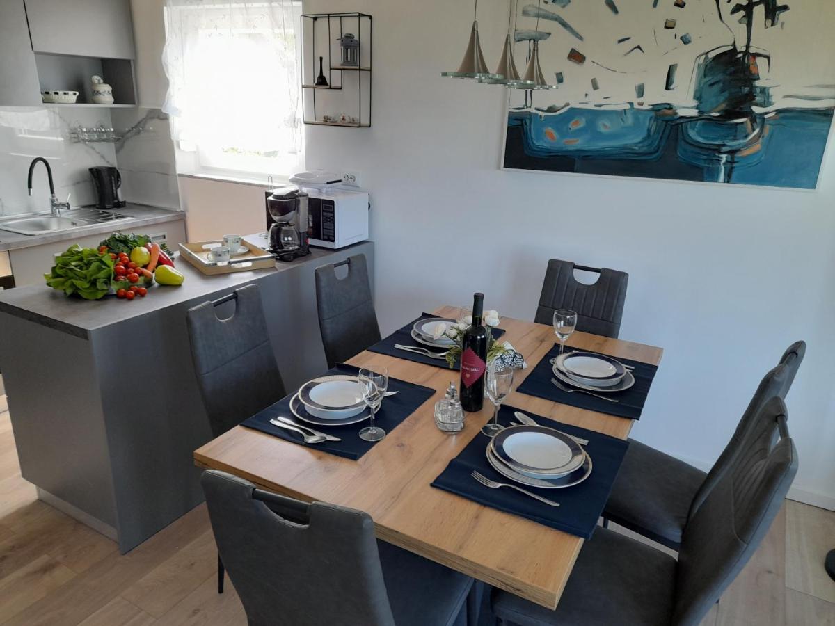 Apartman Prvi Red Do Mora Sveti Filip i Jakov Zewnętrze zdjęcie