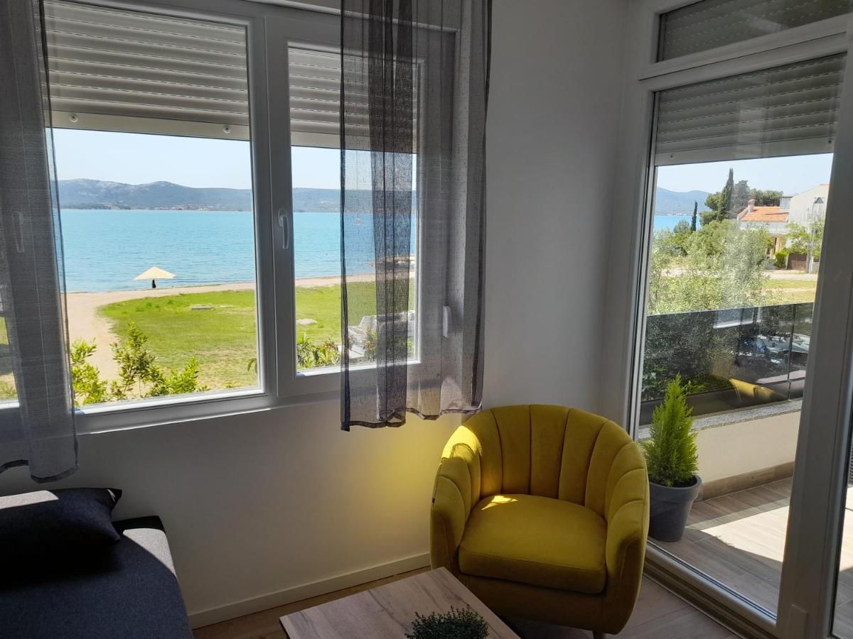Apartman Prvi Red Do Mora Sveti Filip i Jakov Zewnętrze zdjęcie